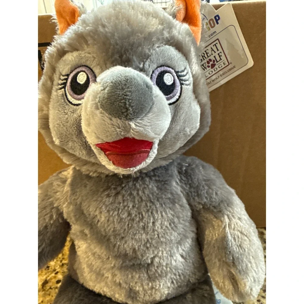 Build-A-Bear Great Wolf Lodge Exclusive Violet the‎ Wolf Plush Gray Orange New